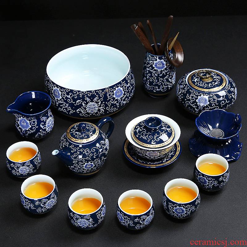 A complete set of tea set household paint ceramic kung fu tea sets the blue and white porcelain teapot teacup tea tray
