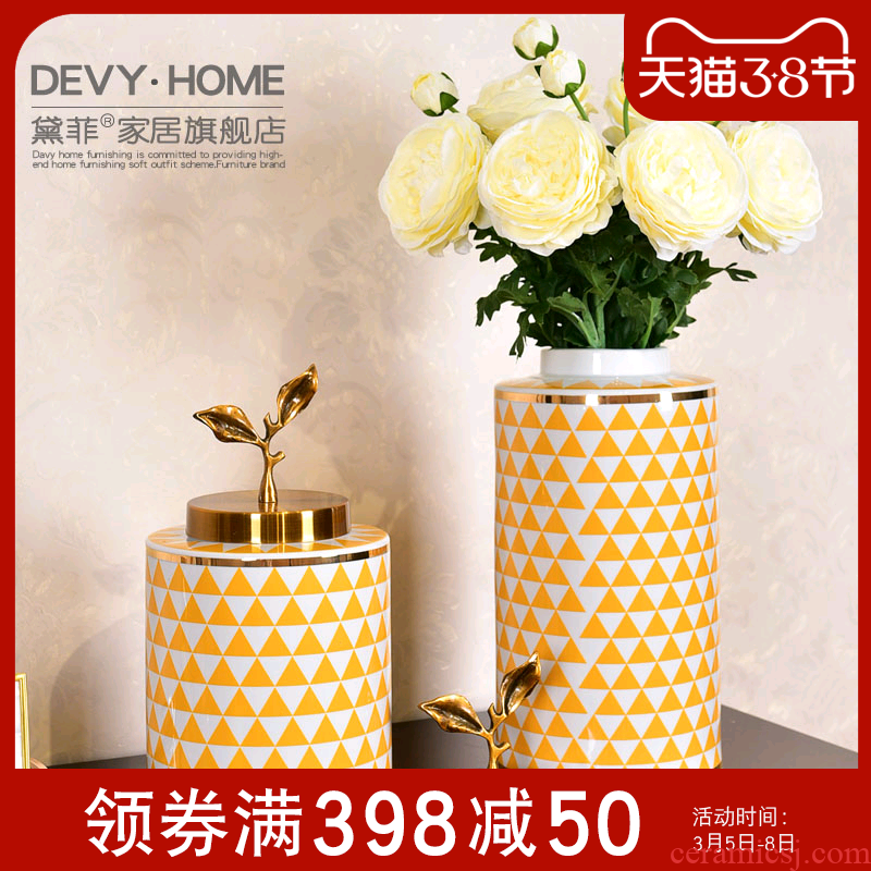 The modern new Chinese TV sitting room porch light much creative ceramic furnishing articles vase household adornment is placed between The example