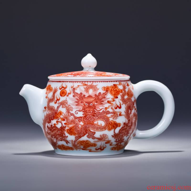 Clean the out side of porcelain tea pot ceramic pot teapot kung fu tea kettle jingdezhen porcelain checking tea kettle