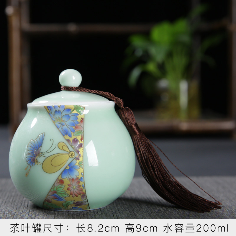Inferior smooth ceramic creative caddy fixings puer tea pot small mini green porcelain jar sealed as cans portable wake receives boxes