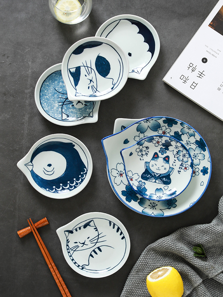 Element 0 express the cat dish the treasure to Japanese household ceramic creative cartoon seasoning sauce dish. A plate