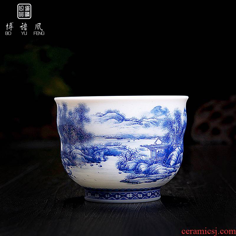 His mood and product Wang Chenfeng jingdezhen blue and white landscape master cup hand - made ceramic sample tea cup single CPU kung fu tea cups