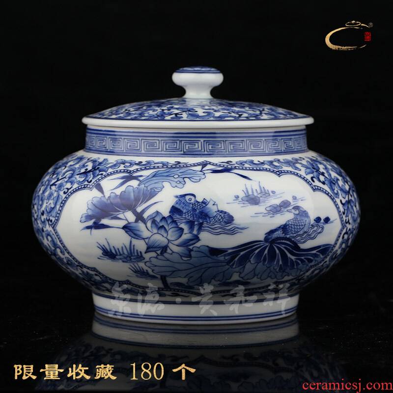 Beijing DE and auspicious manual blue and white window yuanyang flower POTS can of business gifts ceramic tea canister