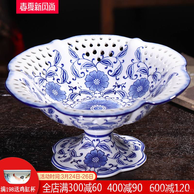 Blue and white porcelain of jingdezhen ceramics of fruit snacks dry fruit tray was modern new Chinese style sitting room tea table table furnishing articles