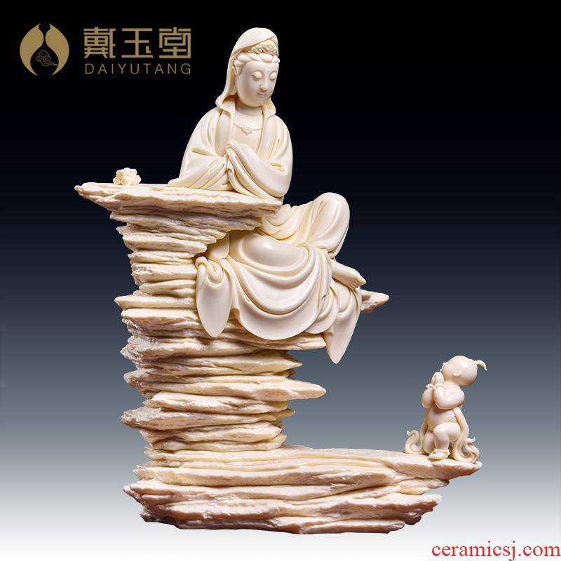 Yutang dai dehua porcelain carving art furnishing articles Lin Jiansheng manually signed jade huang the boy worship goddess of mercy corps/D03-130
