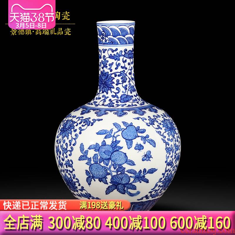 Jingdezhen ceramic vase furnishing articles hand - made antique Chinese blue and white porcelain vase classical household act the role ofing is tasted furnishing articles in the living room