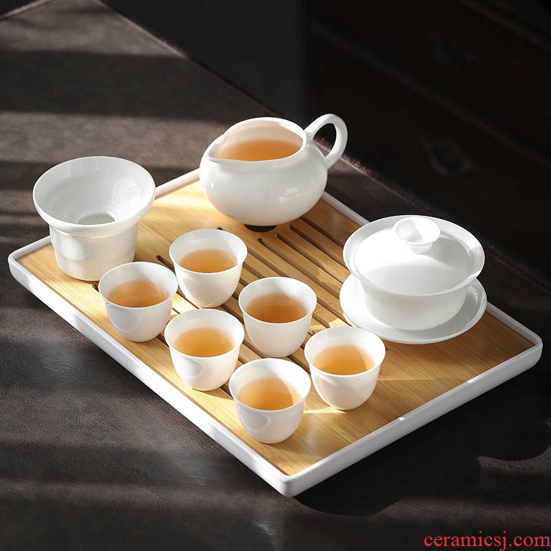 The Sioux ceramic white porcelain kung fu tea set combination of high - grade a rectangle bamboo tea tray was home office to receive a visitor