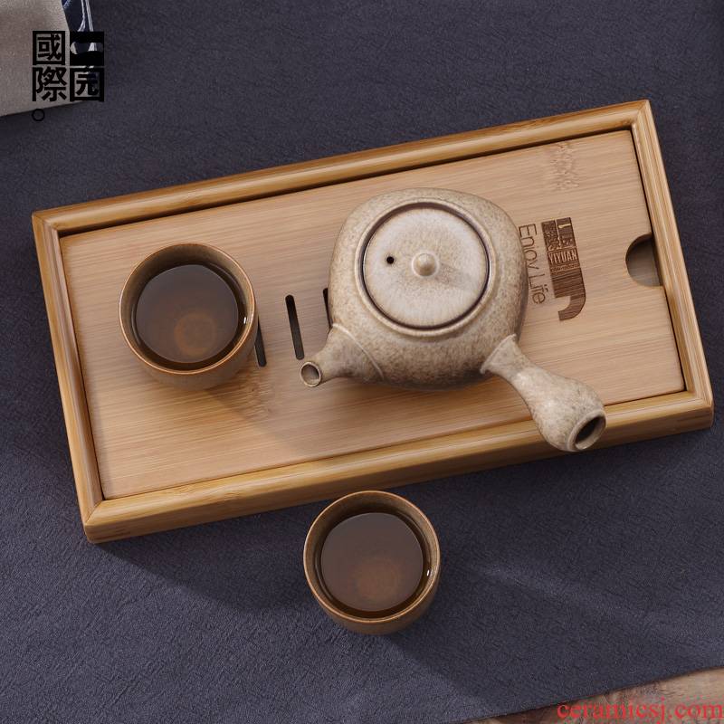 The two pot of tea in garden international, Huang Tao side group of bamboo tea tray cloth portable travel tea set gift