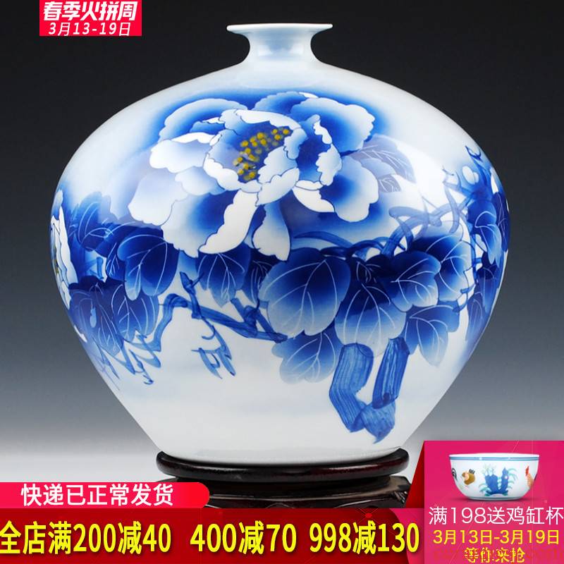 Jingdezhen blue and white porcelain vase celebrity famous master Wu Wenhan hand - made peony flowers prosperous vase collection
