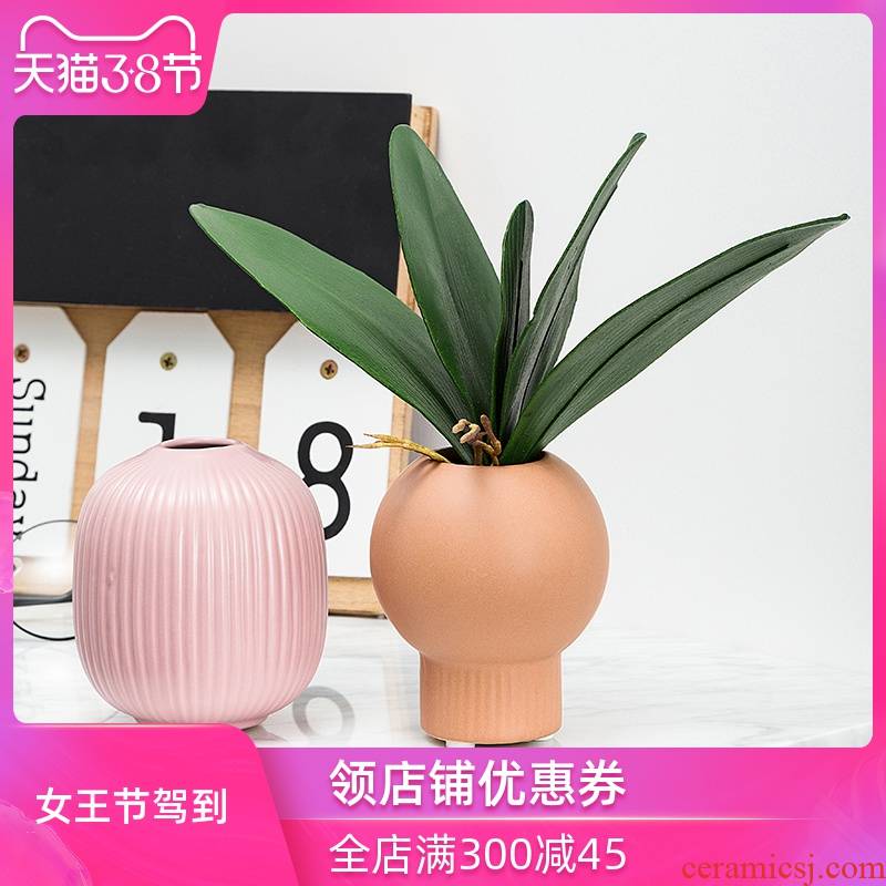 Floret bottle furnishing articles ceramic desktop sitting room flower arranging dried flower art Japanese small mini small pure and fresh and hydroponic decoration