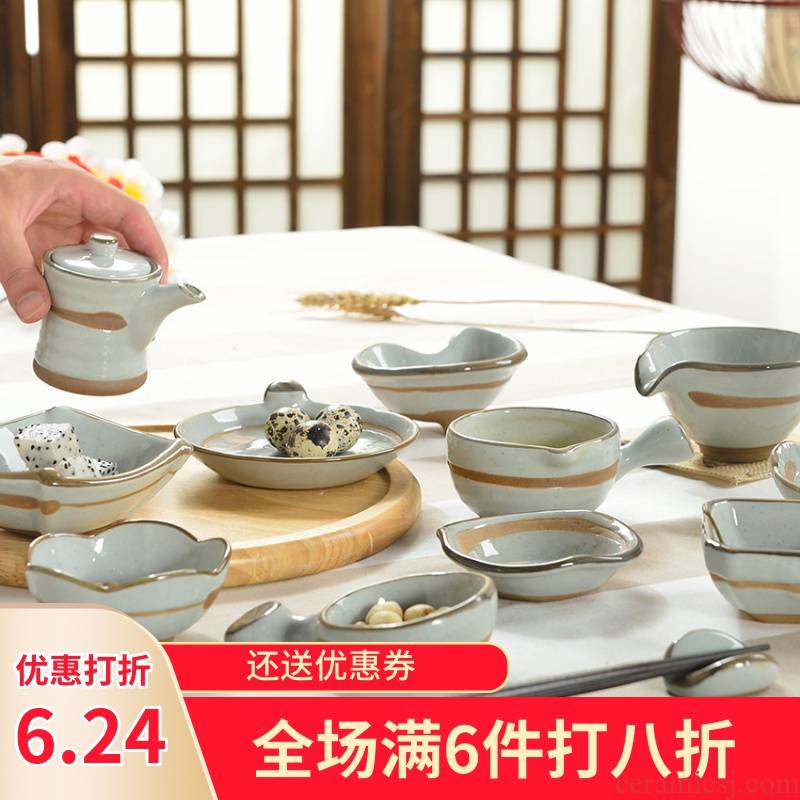 Three ceramic household small dishes taste dish touch water dish dip dish seasoning sauce dish dish of soy sauce dish of a plate