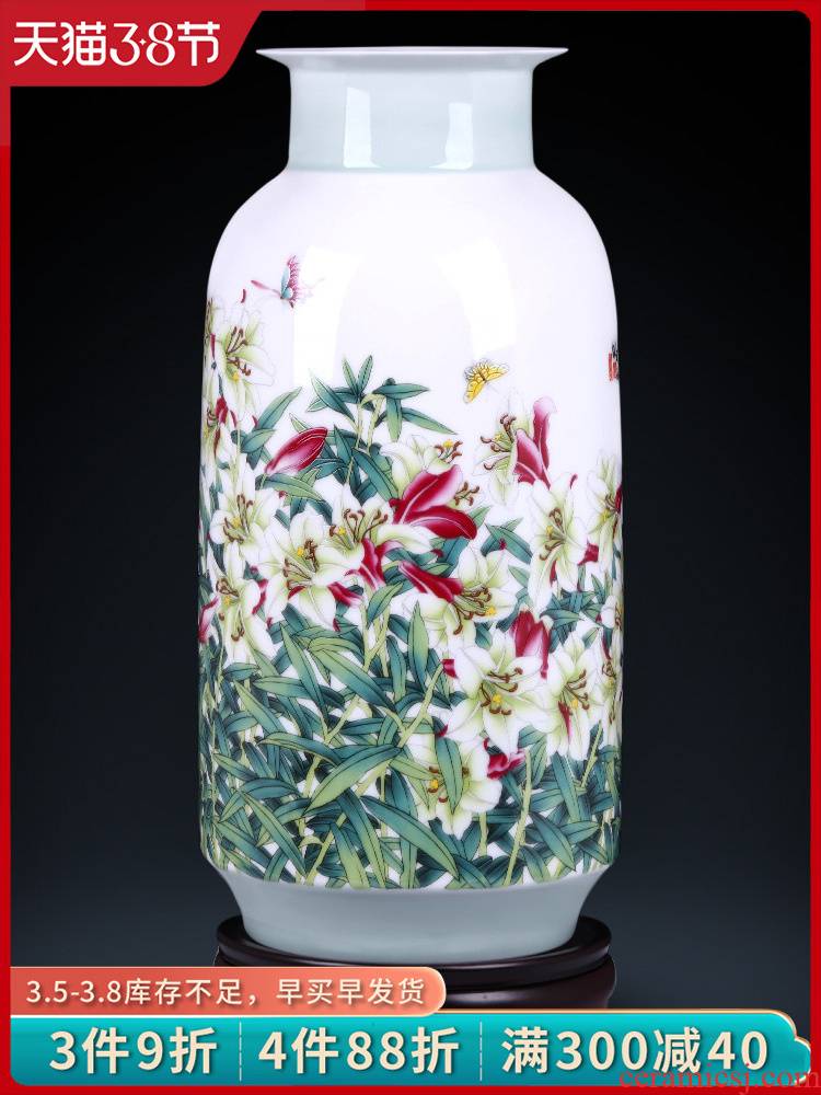 Jingdezhen ceramics powder enamel vase flower arranging TV ark place lily by cheung sitting room of Chinese style household act the role ofing is tasted
