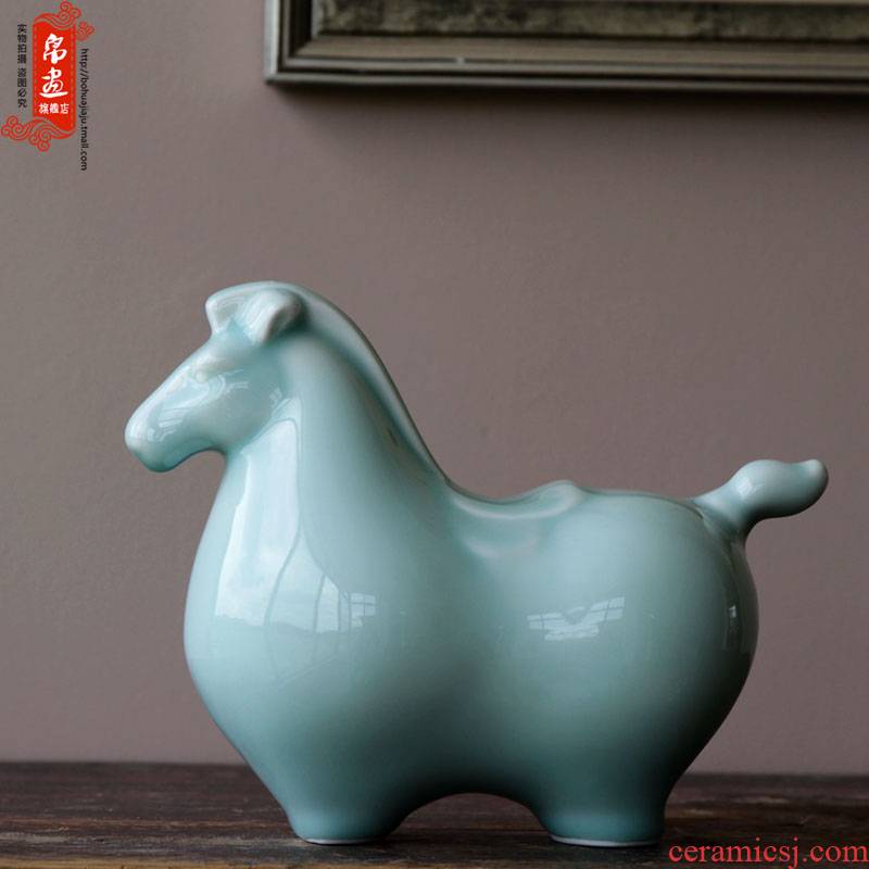 Jingdezhen shadow blue horse sitting room ceramics handicraft feng shui prosperous wealth furnishing articles version into the gift horse decoration