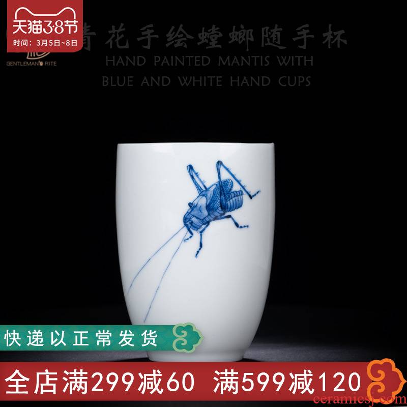 Gentleman 's gift of jingdezhen blue and white porcelain ceramic cups hand - made with cup of domestic large capacity office cup individual cups