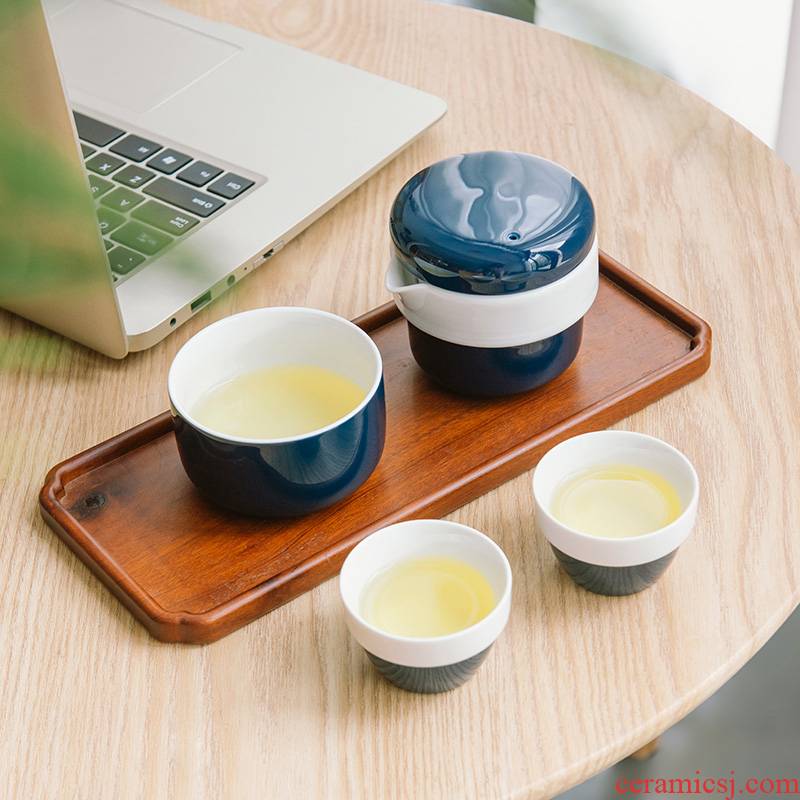 Good content of jingdezhen ceramic crack travel suit portable a pot of two cups of kung fu tea set is suing portable tea cup
