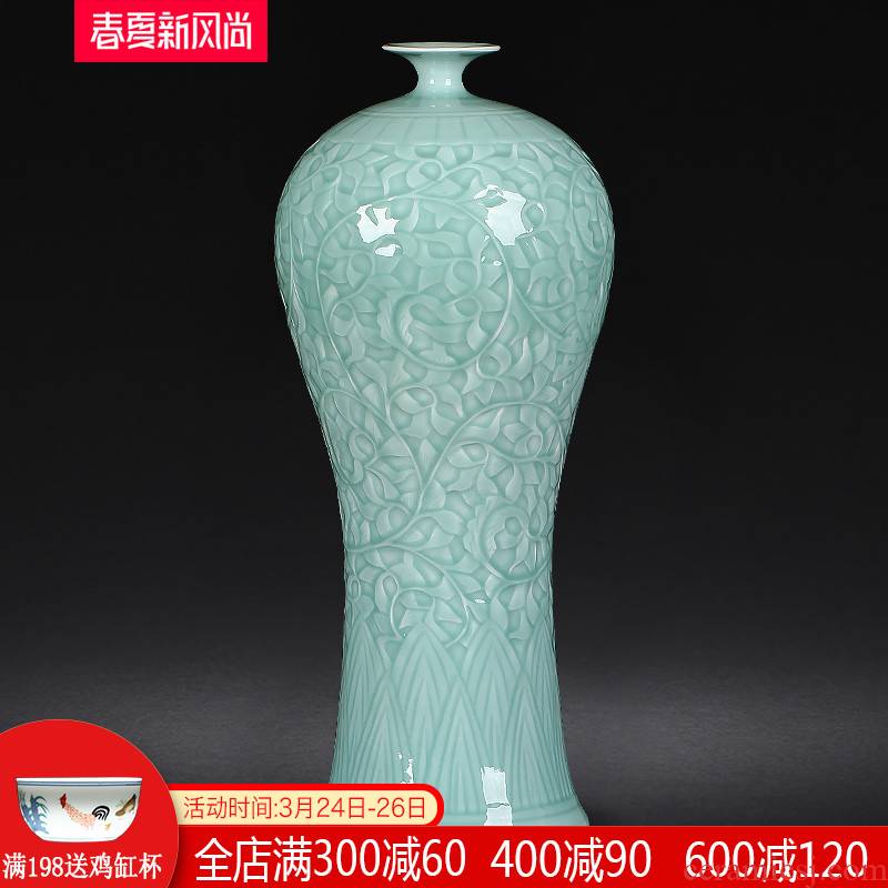 Jingdezhen ceramic vase furnishing articles sitting room flower arranging manual green glaze porcelain antique Chinese style household adornment reliefs