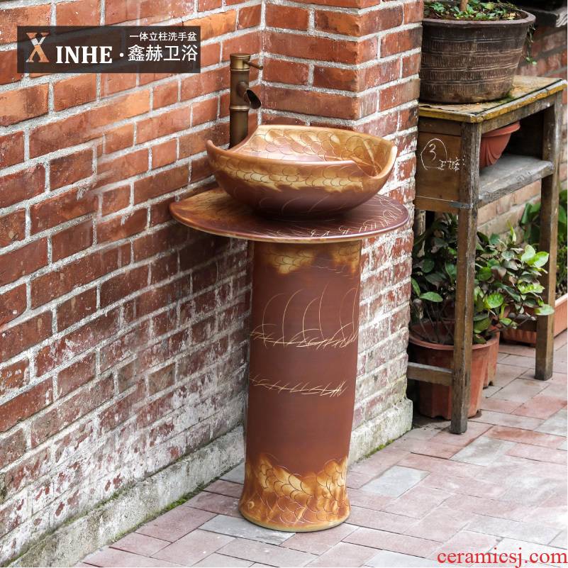 Lavabo ceramic pillar one floor its art restoring ancient ways the pool that wash a face basin bathroom balcony toilet