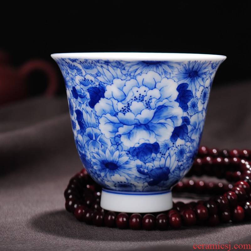 The Owl up jingdezhen classical blue - and - white ceramics individual sample tea cup tea hand - made kung fu tea flowers design