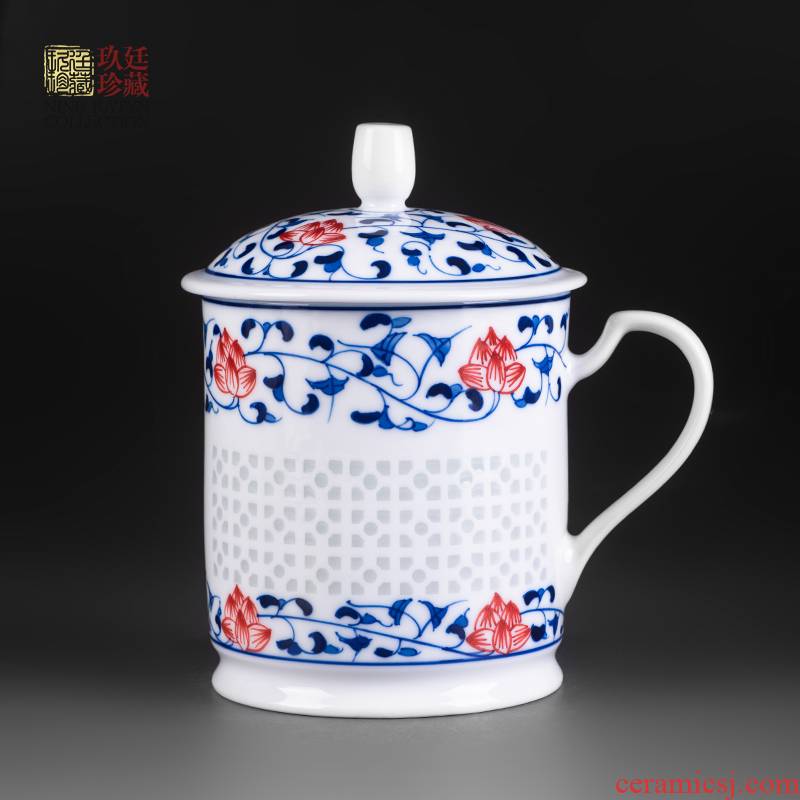 About Nine katyn ceramic cups with cover household large office, the boss of blue and white porcelain cup tea cup of jingdezhen tea service