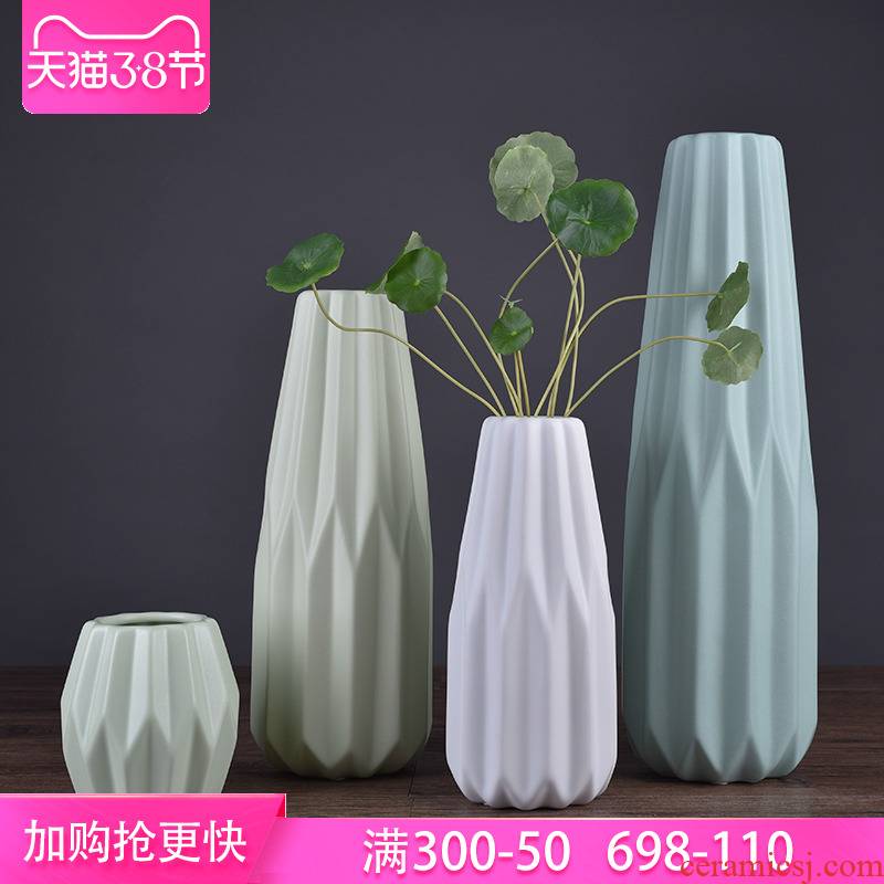 Ceramic vase sitting room desk flower arranging small place small pure and fresh and creative arts and crafts porcelain example room