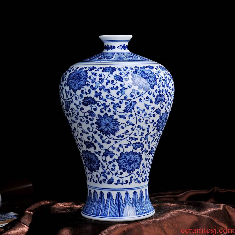 Jingdezhen ceramics kangxi style antique blue and white porcelain vase name plum bottle fashion crafts home furnishing articles in the living room