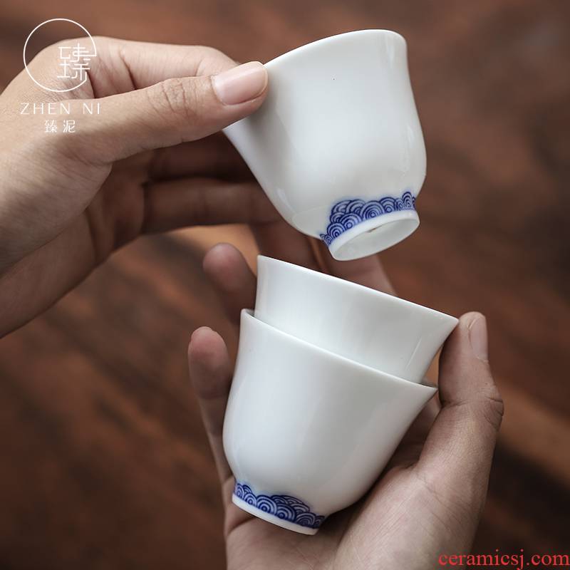 "Blue and white domestic tea cups white porcelain clay sample tea cup size master cup kung fu tea set single glass ceramic bowl