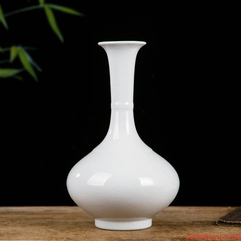 Jingdezhen ceramics white vase is contracted and I longquan celadon household decoration wine accessories furnishing articles