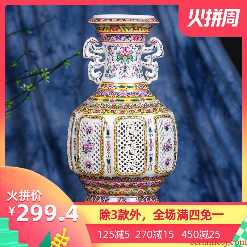 Jingdezhen ceramic hollow vase modern furnishing articles vase ou type TV ark, creative porch decoration of Chinese style