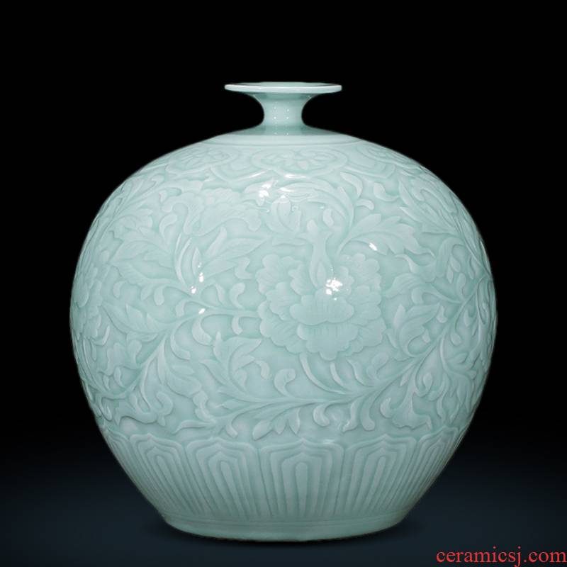 Jingdezhen ceramics hand - carved vase peony ball home sitting room adornment furnishing articles hotel collection