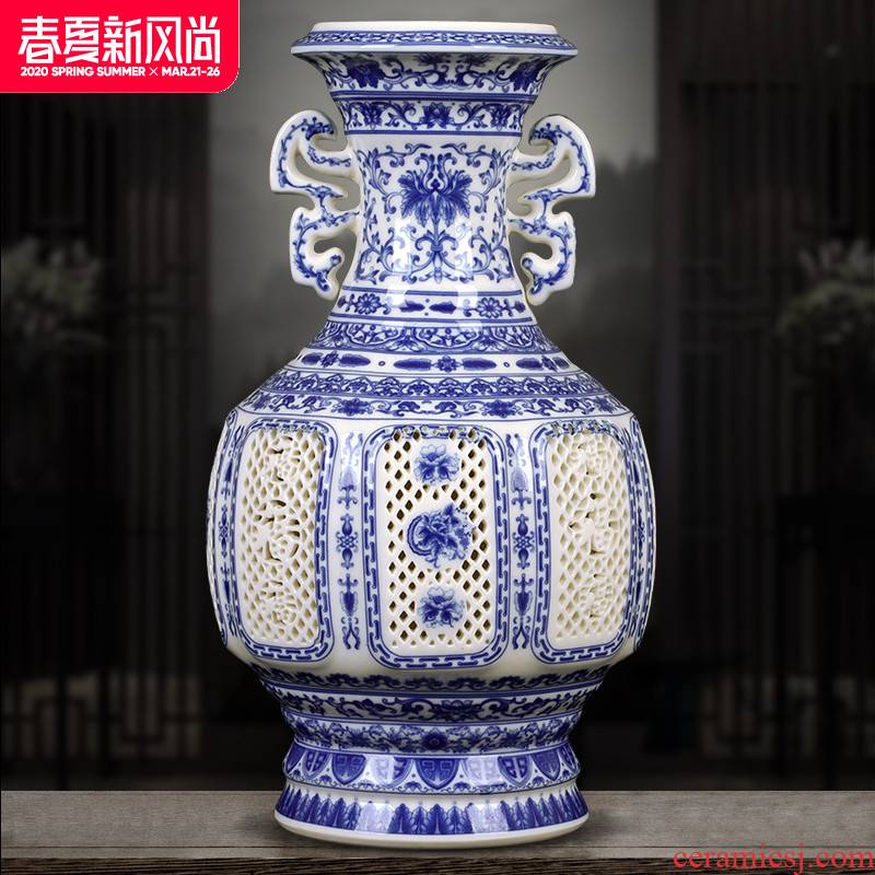 Large jingdezhen ceramics vase ivory thin tire hollow out blue and white porcelain vase home sitting room adornment is placed