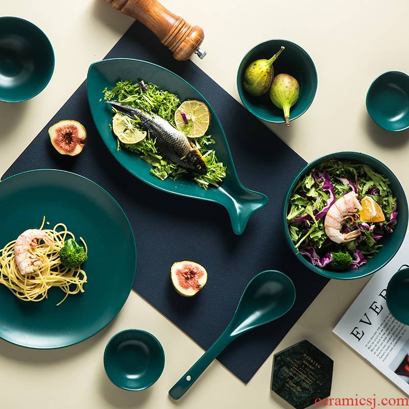 Dishes suit household jingdezhen ceramic dish bowl combined European high - grade Scandinavian simple lovers web celebrity tableware