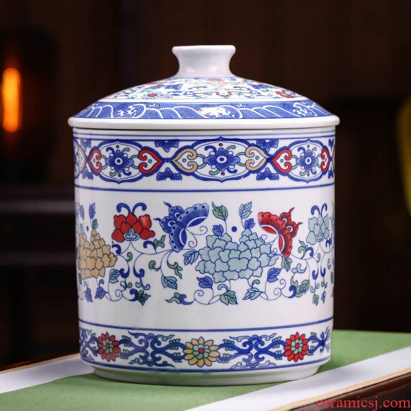 Jingdezhen blue and white porcelain ceramic tea pot large household seal puer tea cake box of moistureproof and tea tea pot