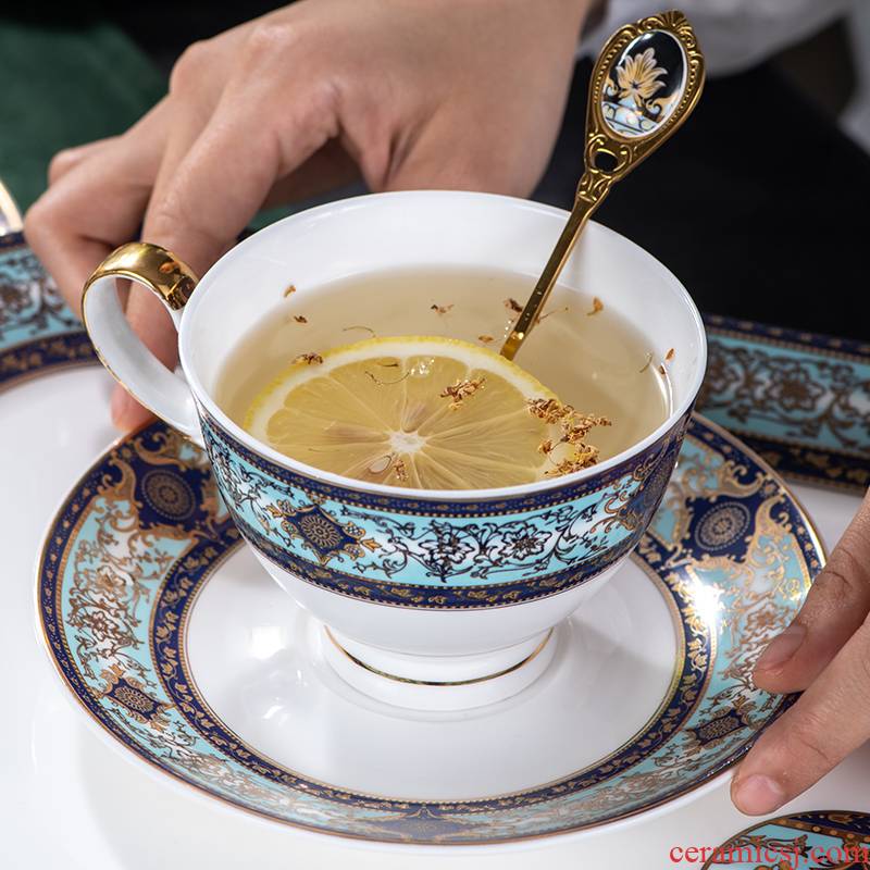 Developing ceramic English coffee cups and saucers suit ipads China red tea in the afternoon with flower tea with a spoon, small European - style key-2 luxury