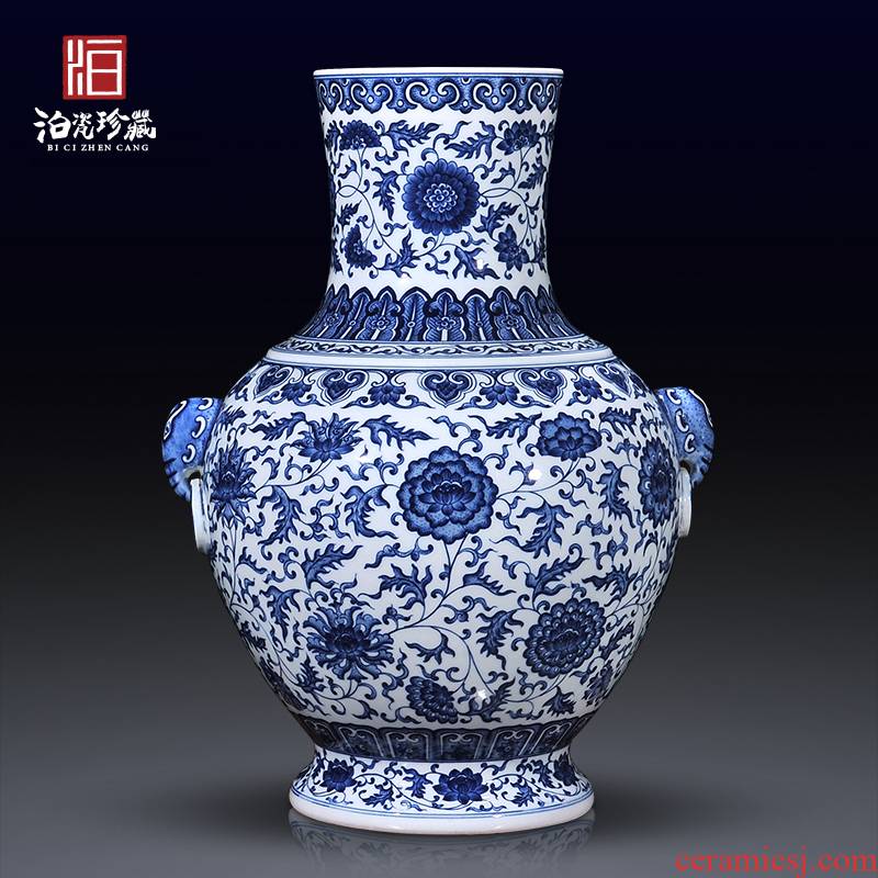 Jingdezhen ceramics imitation the qing yongzheng blue tie up branch lotus the lion shell vase Chinese sitting room adornment is placed