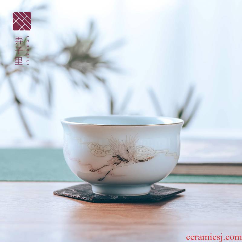 Get the child masters cup a single cup of jingdezhen ceramic cups all hand in hand cranes meditation. A cup of tea