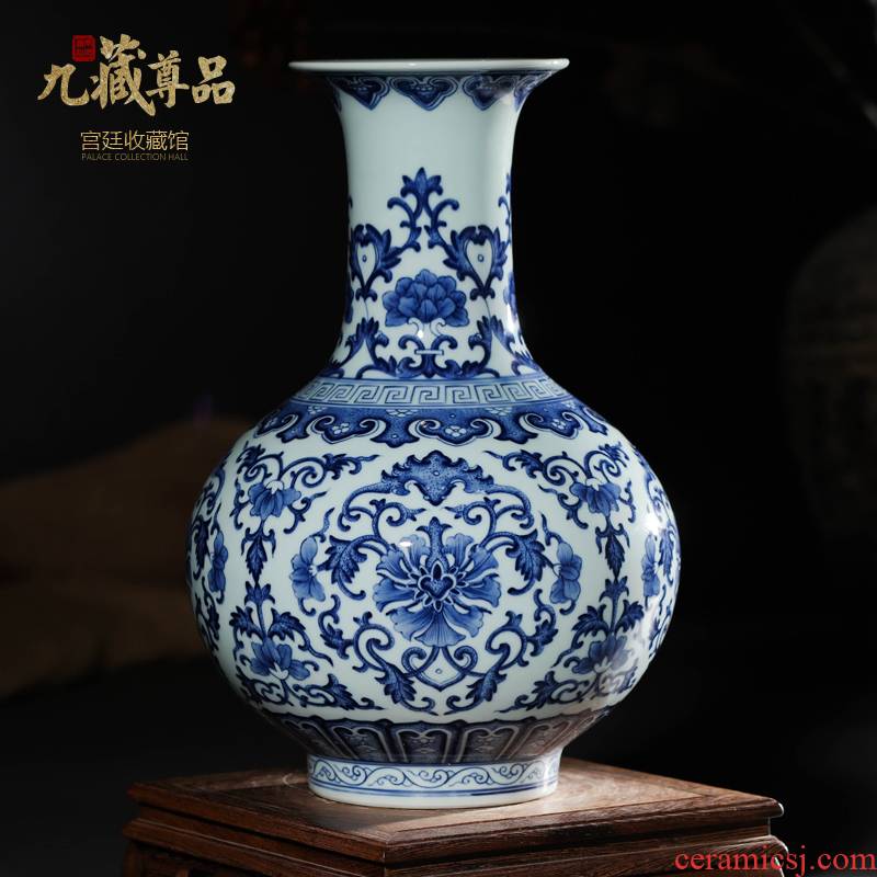 Jingdezhen ceramics antique hand - made of blue and white porcelain vases, flower arrangement sitting room of Chinese style of TV ark, home decoration furnishing articles
