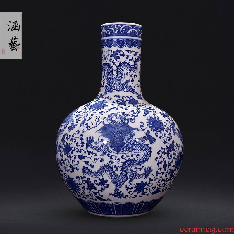 Jingdezhen ceramics vase furnishing articles sitting room flower arranging Chinese longteng the qing qianlong blue and white porcelain decorative arts and crafts