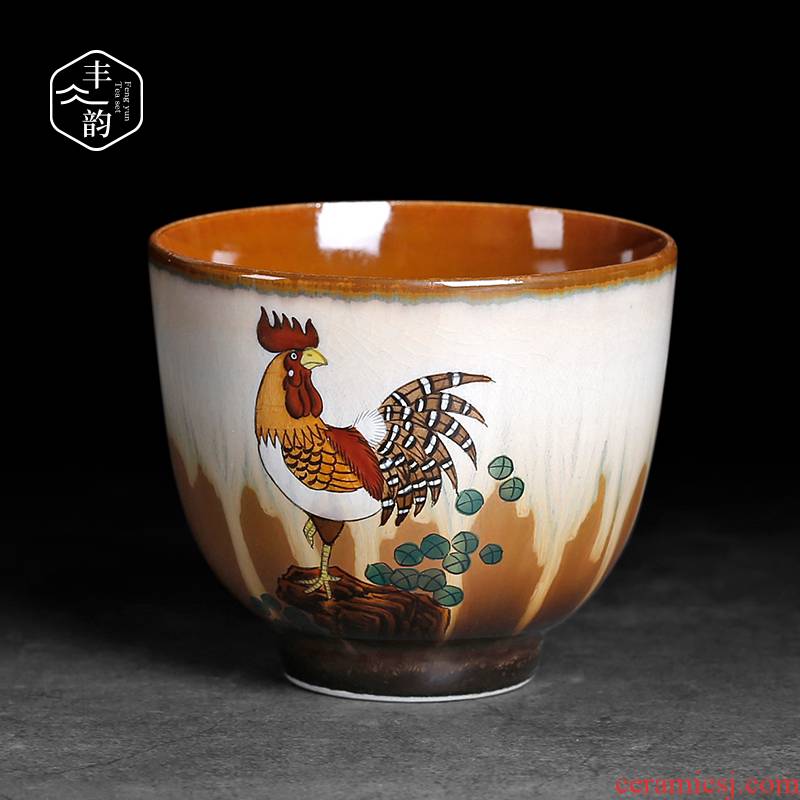 Jingdezhen Chinese antique hand - made ceramic masters cup chicken cylinder kung fu tea cups sample tea cup in use