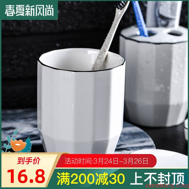 Gargle creative household South Chesapeake Europe type ceramic bathroom toilet brush cup couples YaGang toothbrush cup