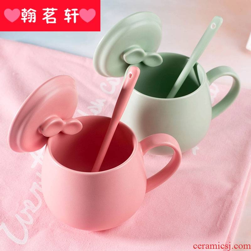 Girl ceramic keller cup with cover spoon, lovely creative trend character of household of breakfast coffee cup
