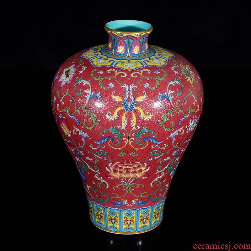 Jia lage jingdezhen YangShiQi master the qing qianlong palace ceramics vase and name purple lotus design grain mei bottle