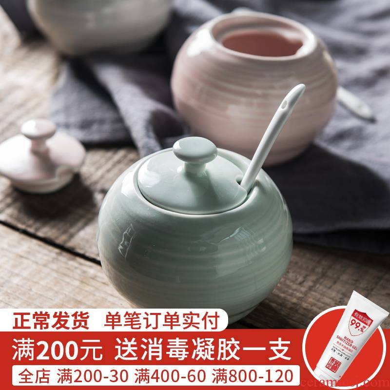 Jian Lin creative Japanese household ceramics seasoning jar jar with cover with a spoon, caster sugar seasoning box of the andaman