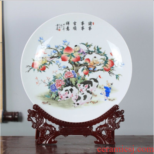 Jingdezhen ceramics hang dish decoration as sit plate I household decorative plate is placed in the background