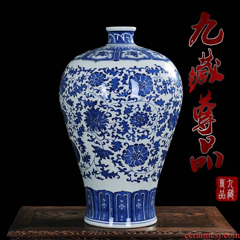 Antique vase of blue and white porcelain of jingdezhen ceramics crafts are put lotus flower bottle name plum home sitting room be born