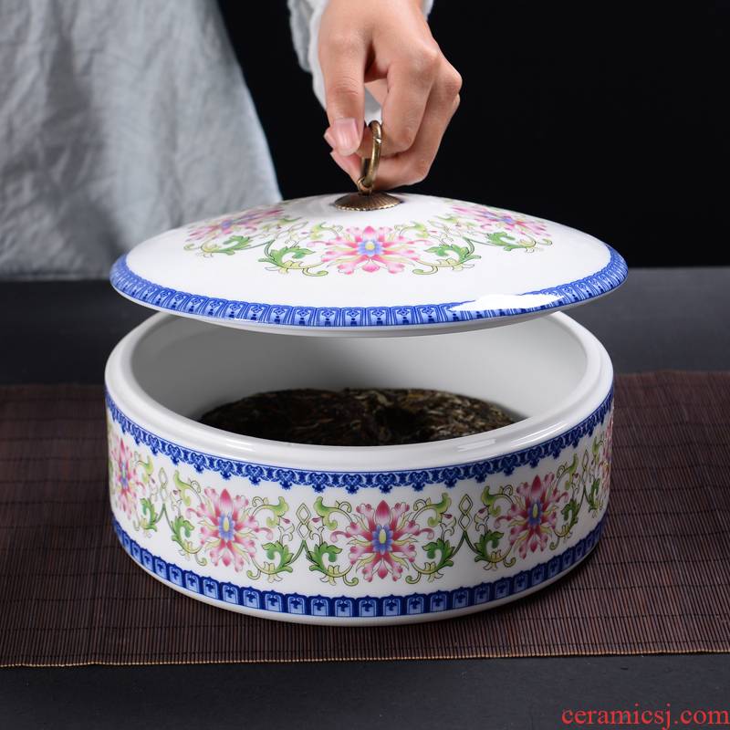 Blue and white porcelain ceramic tea wash with cover large bowl with writing brush washer pu 'er tea pot of tea cake kung fu tea tea accessories