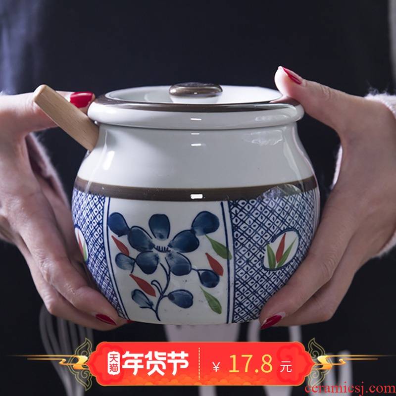 Four seasons and large salt shaker ceramic pepper seasoning box of oil tank of hot pepper pot seasoning jar of Japanese - style condiment GuanPing