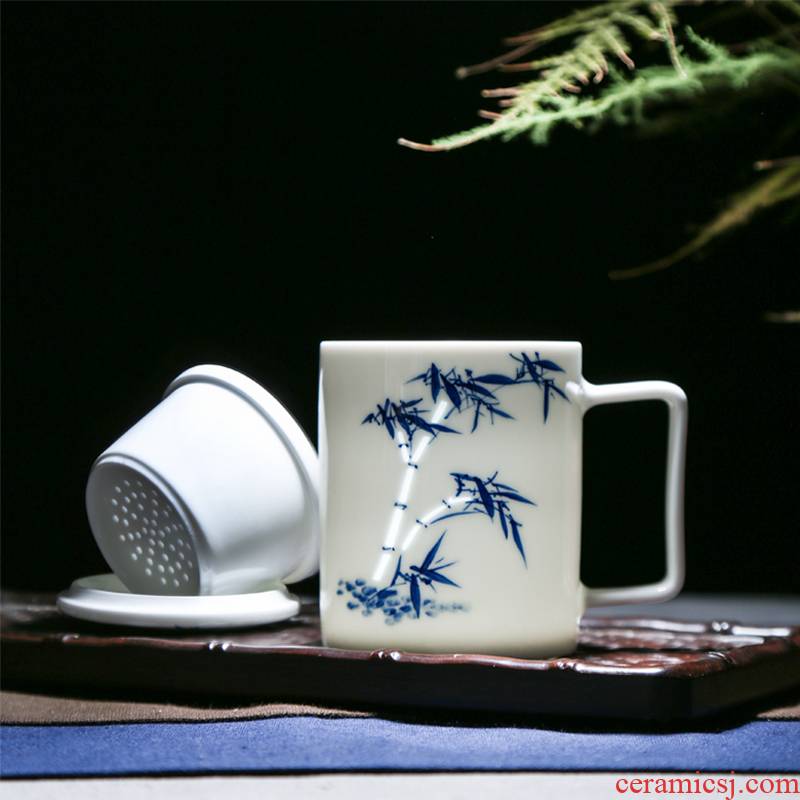 Jingdezhen hand - made ceramic office of blue and white porcelain cup boss separation and exquisite) a cup of tea cup cup and meeting