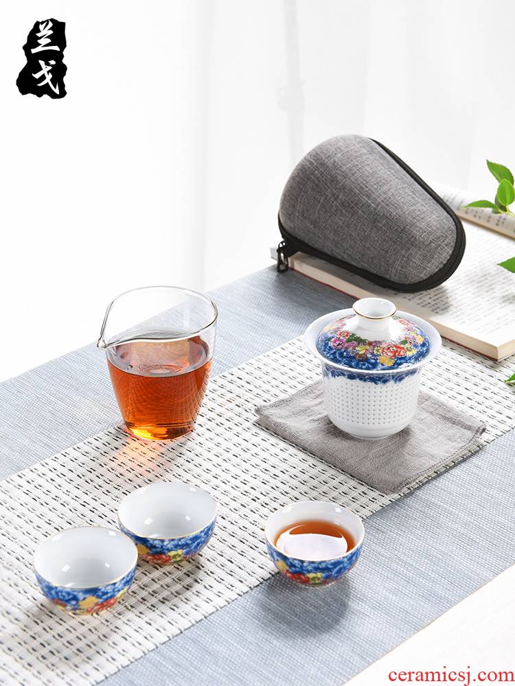Having travel blue and white porcelain tea set household small set of hand - made kung fu tea accessories portable package crack cup