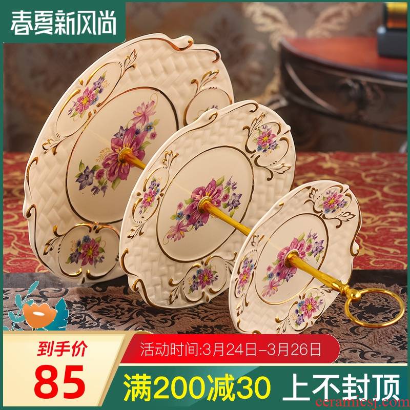 Three the layers of snack plate ceramic bowl cake plate tray was water dry fruit tray was creative European modern fashion candy dishes