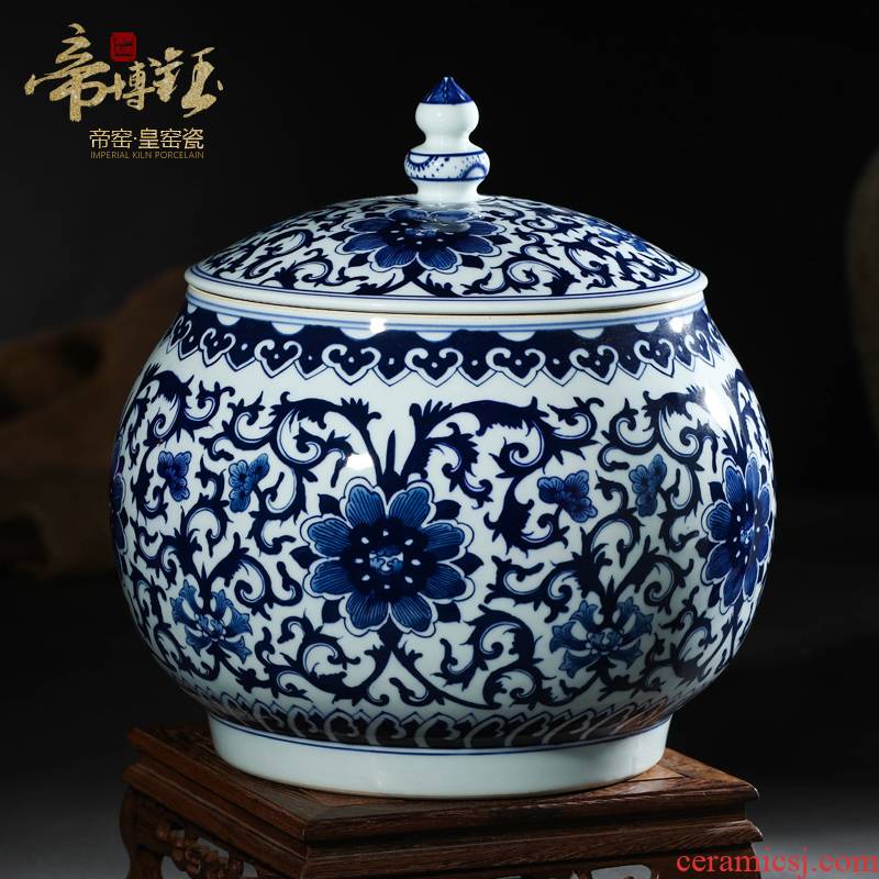 Blue and white porcelain of jingdezhen ceramics hand - made bound branch lines cover pot archaize general furnishing articles storage tank decoration decoration